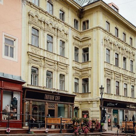 Boutique Apartments Банска-Штьявница Экстерьер фото