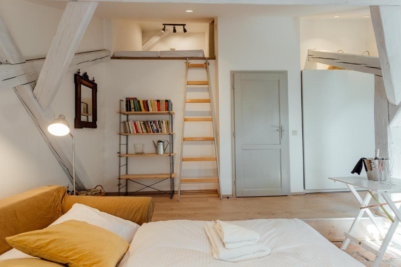 Boutique Apartments Банска-Штьявница Экстерьер фото