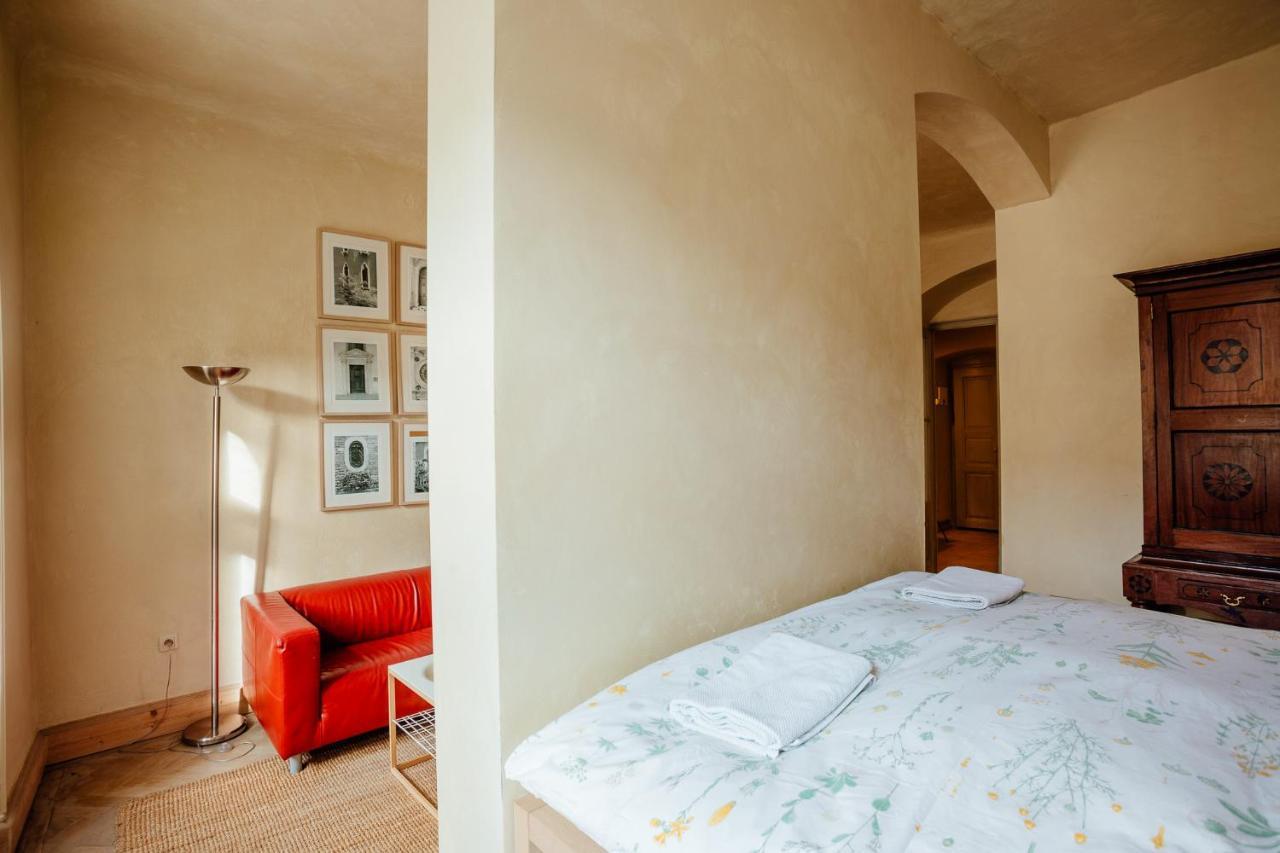 Boutique Apartments Банска-Штьявница Экстерьер фото